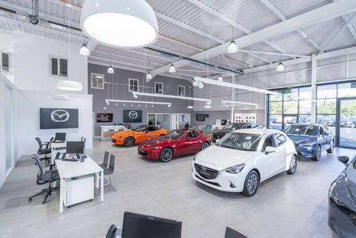 אולם תצוגה רכב חדש אולם תצוגה רכב חדש